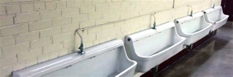 in2piss (@in2piss) .
